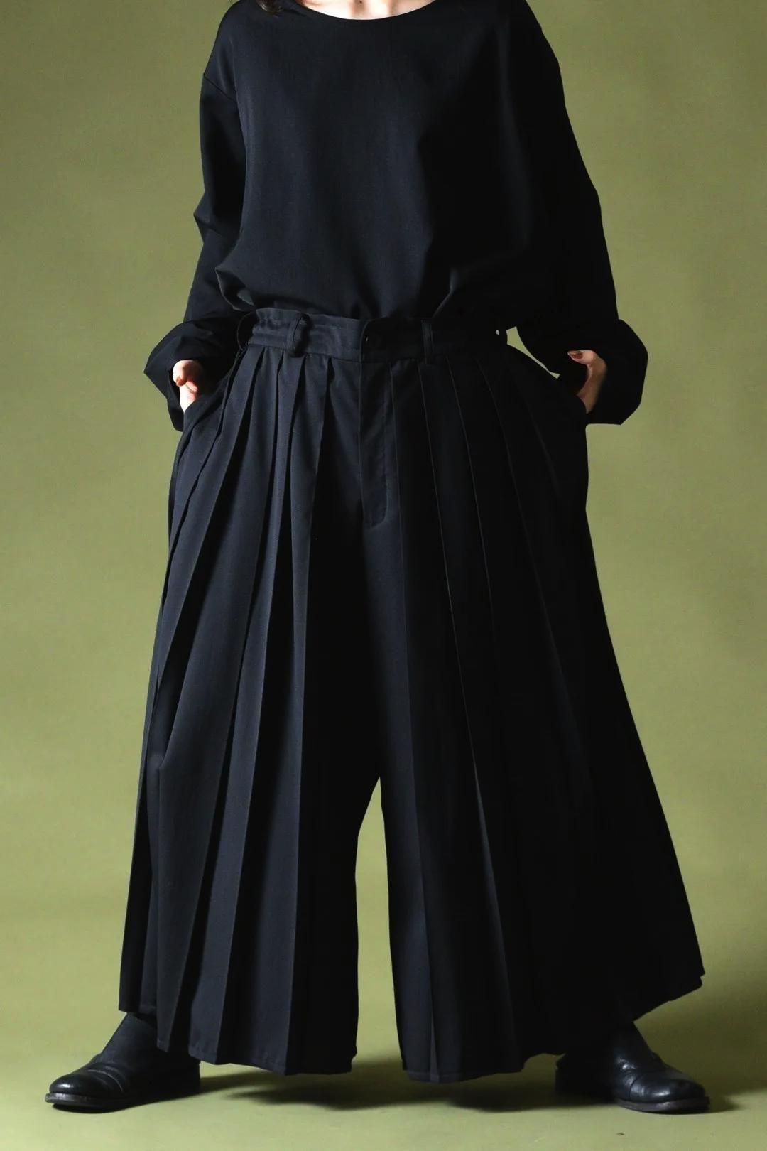 Wool Gabardine Wide Pleats 袴 Pants