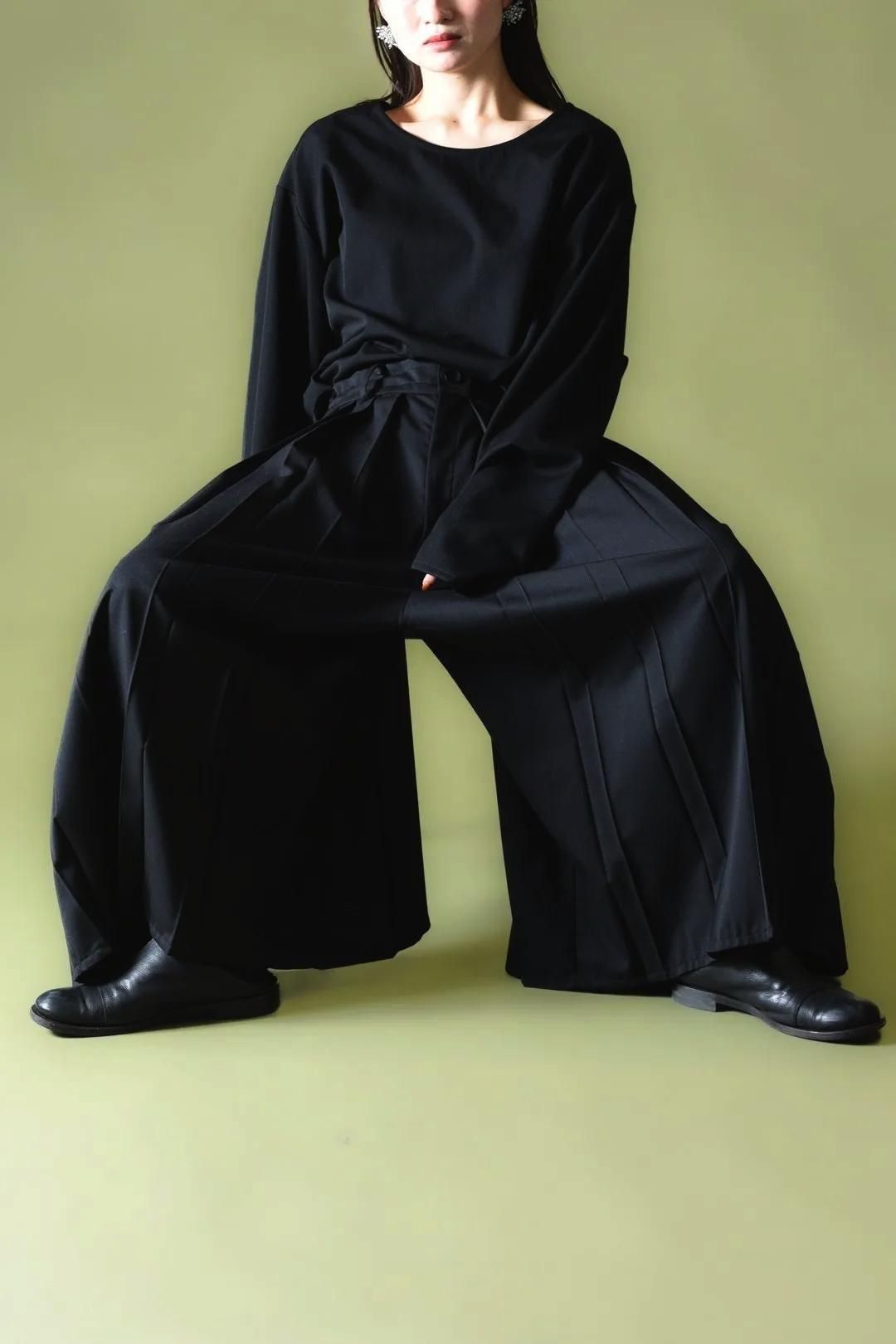 Wool Gabardine Wide Pleats 袴 Pants