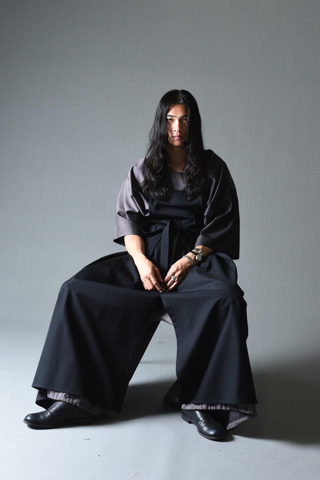 Wool Gabardine Wrap KIMONO Cloth black