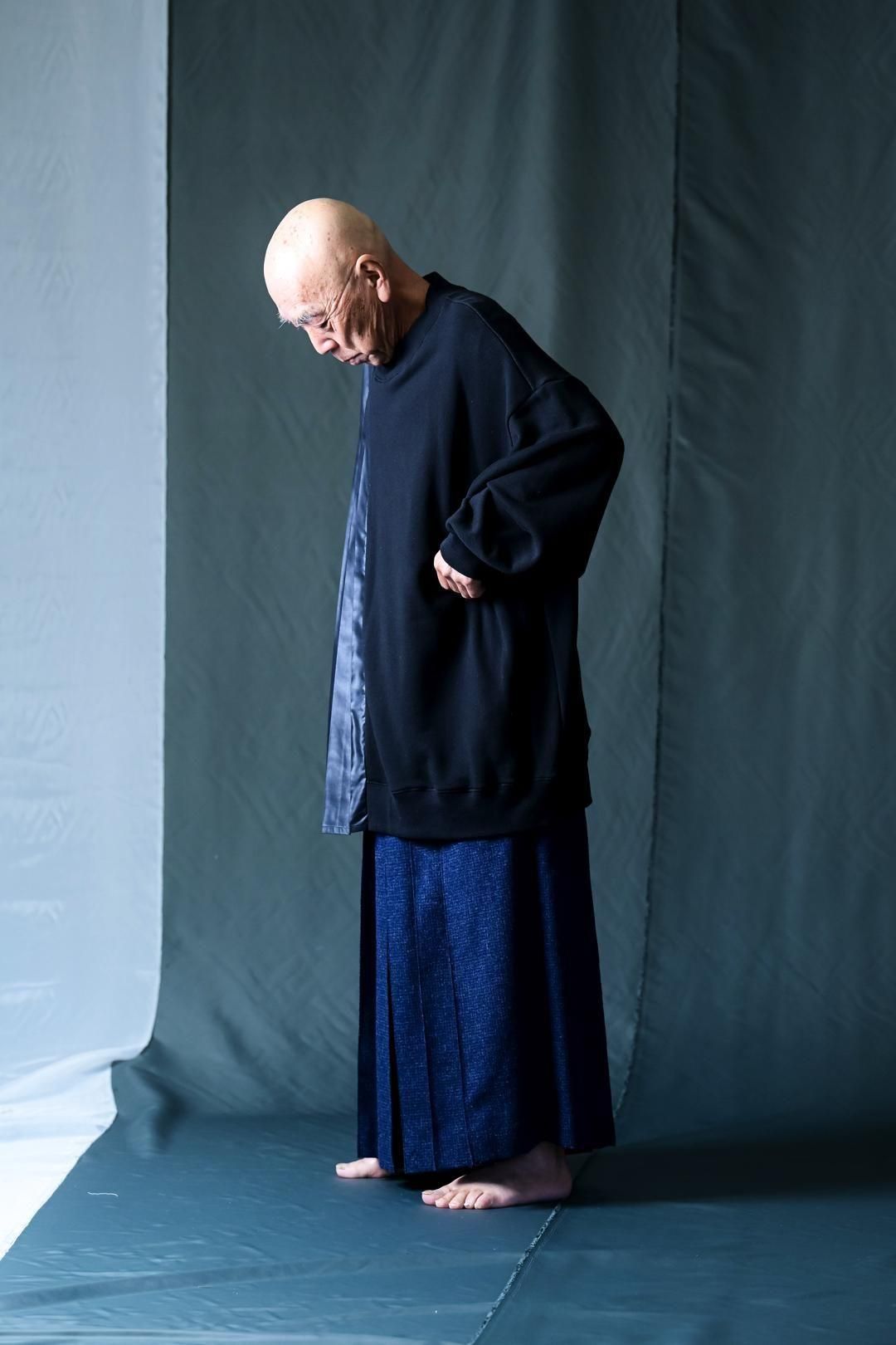 Pleats Tier Sweat black