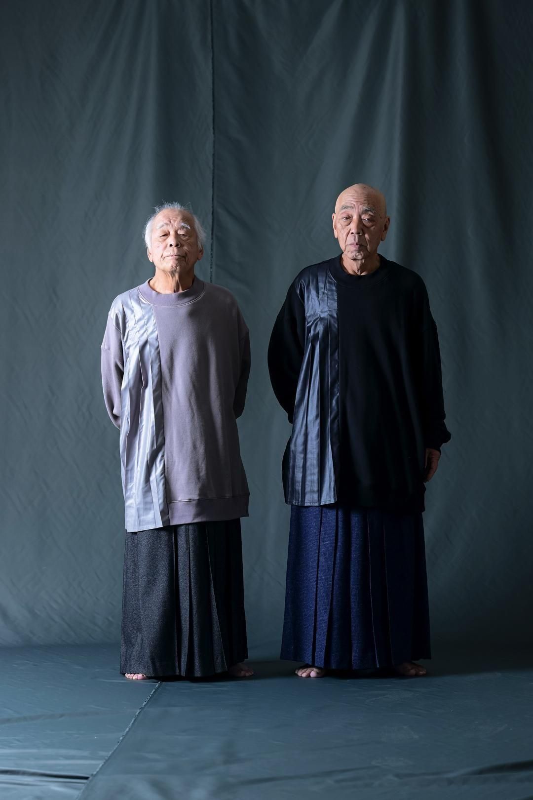 Pleats Tier Sweat black