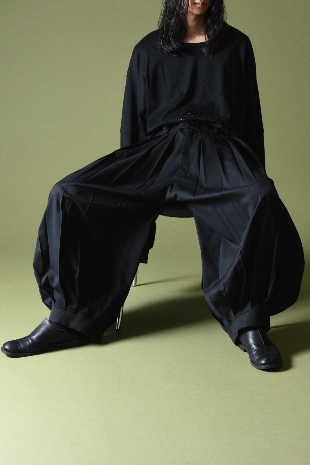 Wool Gabardine Wide Pleats Lantern Pants