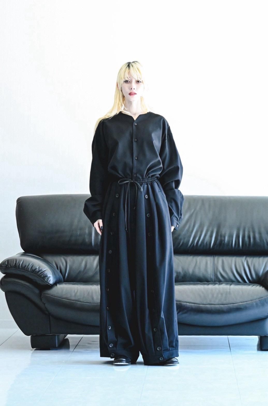 Wool Gabardine Mirrored Button Big Pants