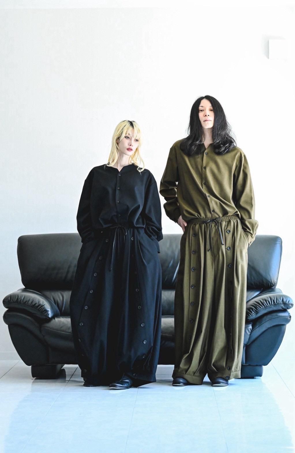 Wool Gabardine Mirrored Button Big Pants