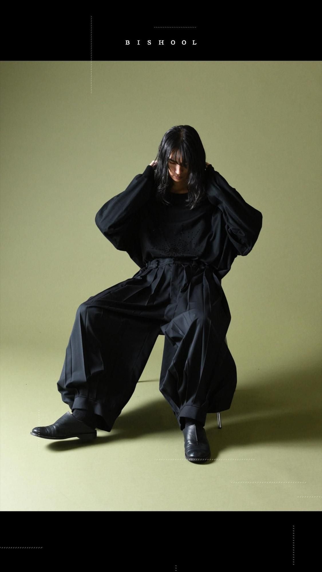 Wool Gabardine Wide Pleats Lantern Pants