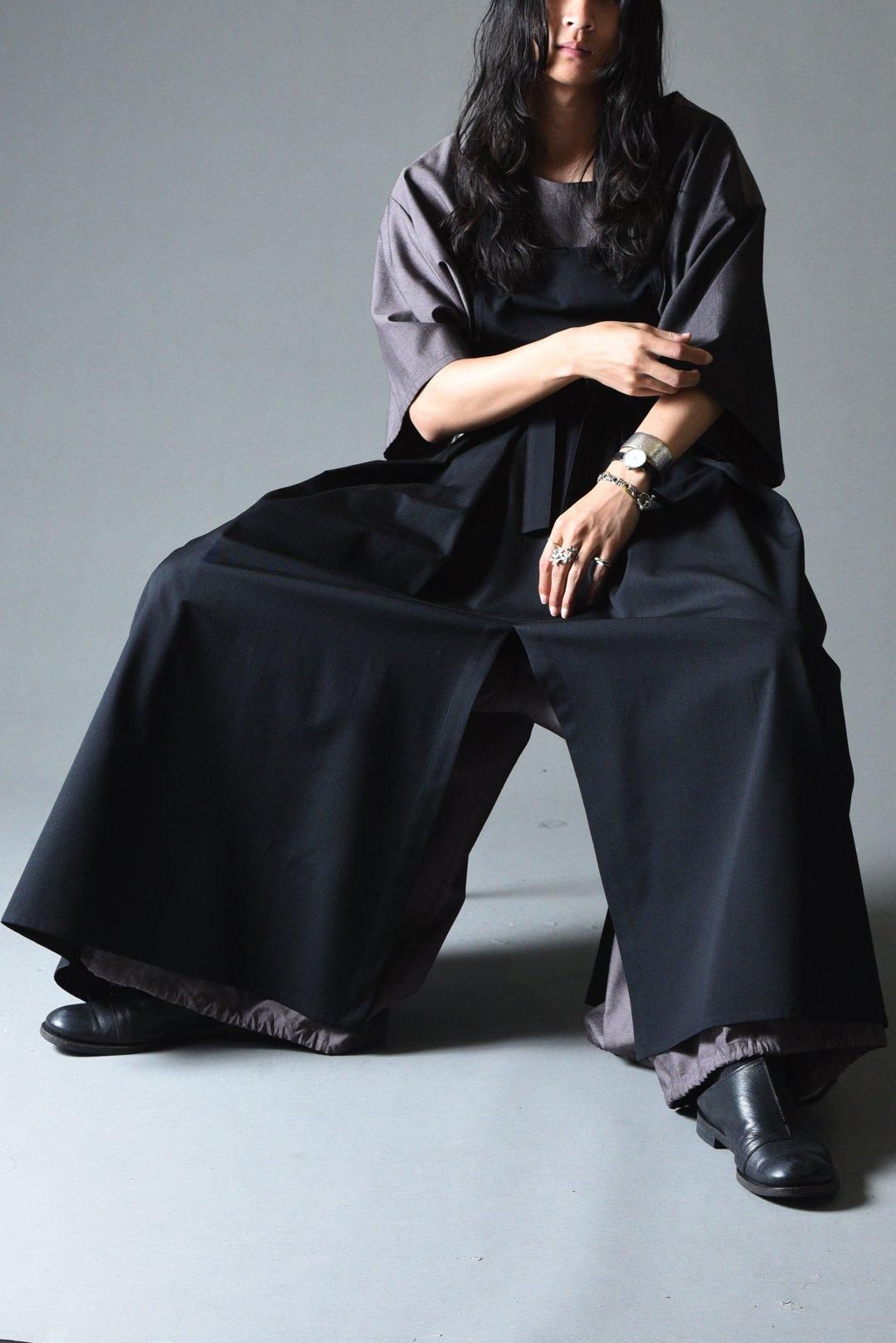 Wool Gabardine Wrap KIMONO Cloth black