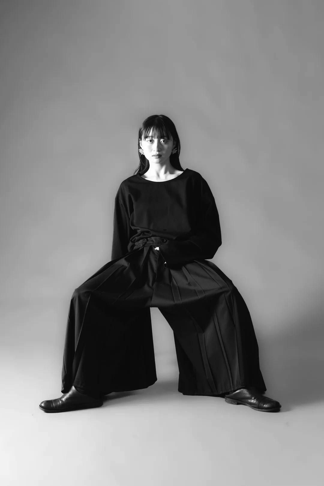 Wool Gabardine Wide Pleats 袴 Pants