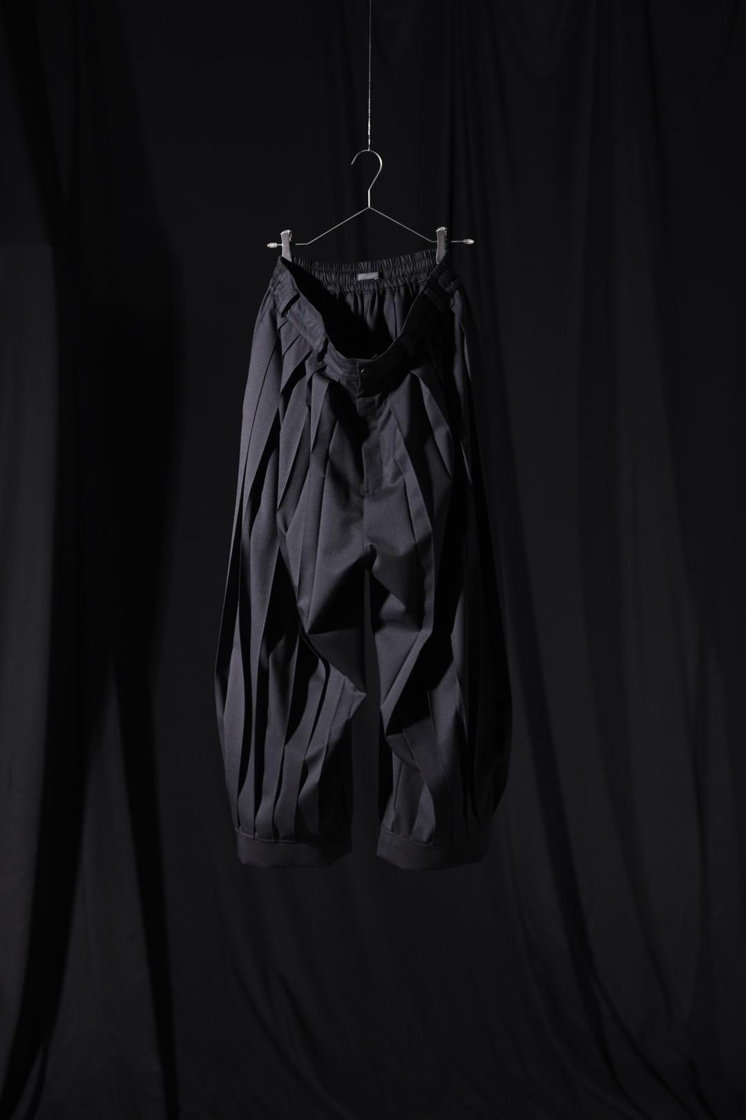 Wool Gabardine Wide Pleats Lantern Pants