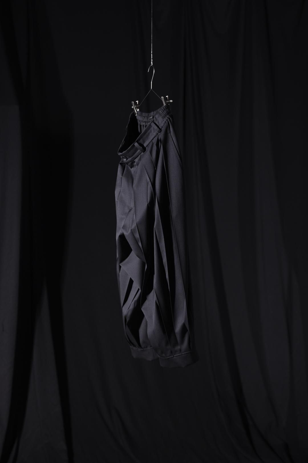 Wool Gabardine Wide Pleats Lantern Pants