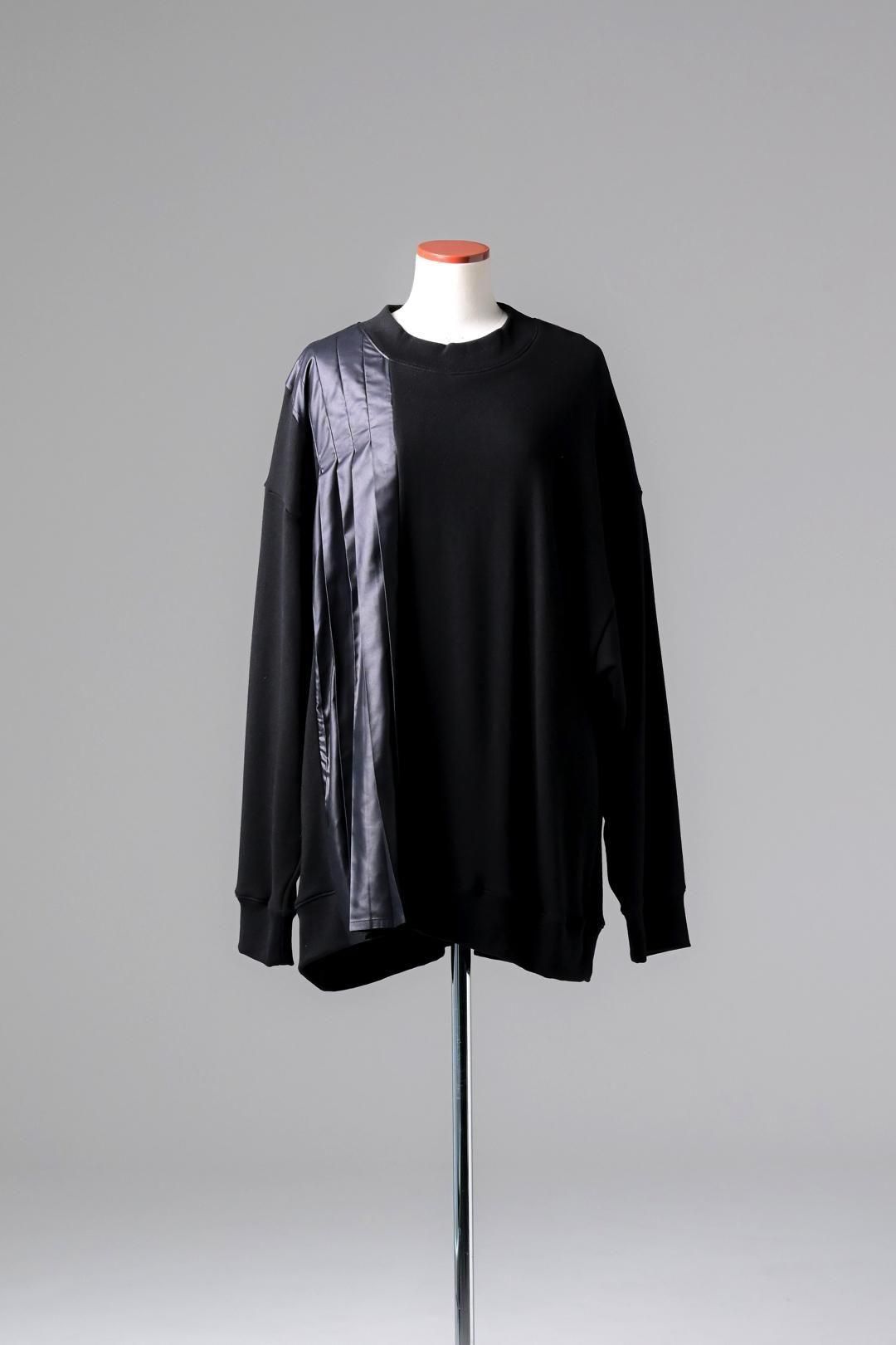 Pleats Tier Sweat black