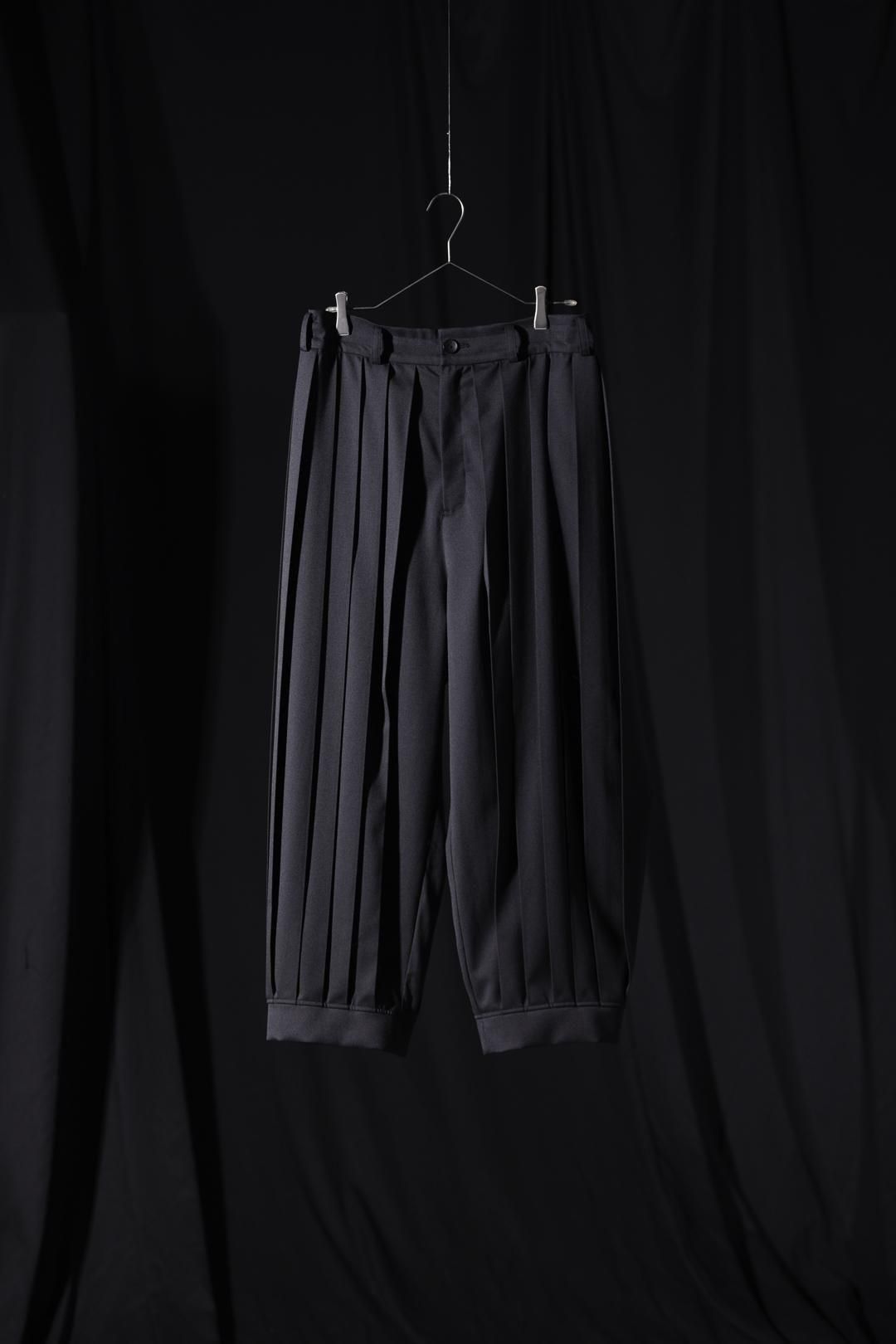 Wool Gabardine Wide Pleats Lantern Pants